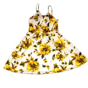 Summer dress worn once only- must bundle
